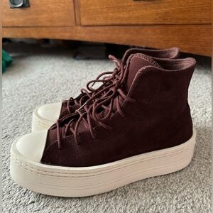 Suede platform converse size 7.5